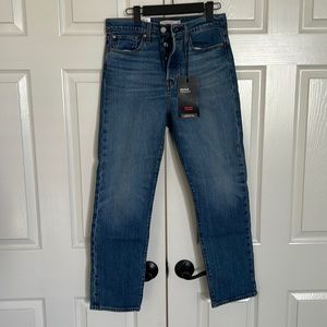 Brand new wedgie straight